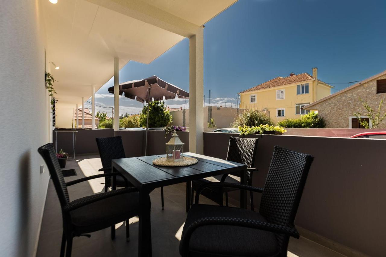 Petra Modern Apartment With Free Parking And Bbq Zadar Exterior foto